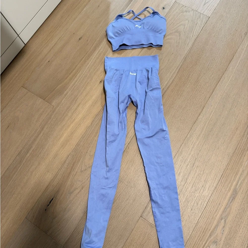 Bo+Tee Light blue Sports Bra and Leggings Set - Picture 2 of 5